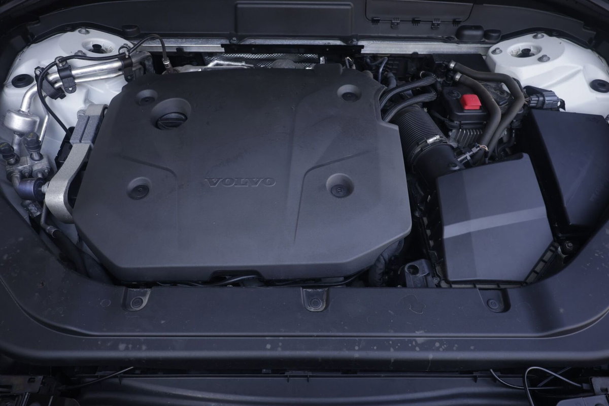 Volvo XC60 B4 Geartronic Inscription (19)