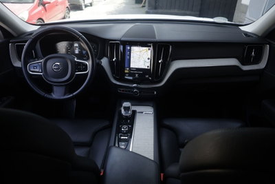 Volvo XC60 B4 Geartronic Inscription (2)