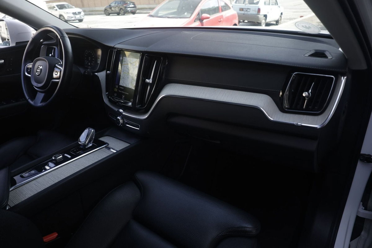 Volvo XC60 B4 Geartronic Inscription (8)