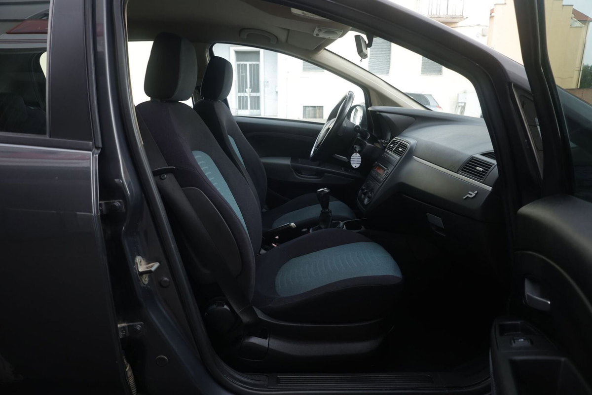 Fiat Grande Punto 1.3 MJT 75 CV 5 porte Active (10)