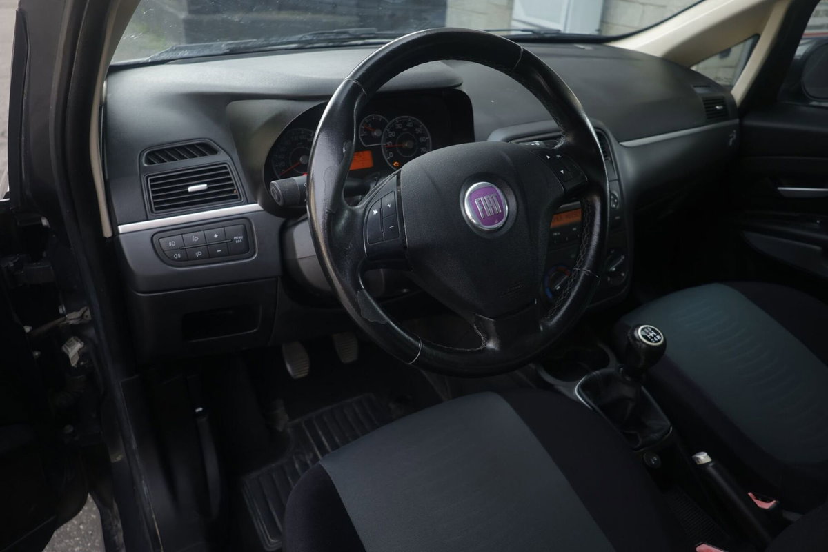 Fiat Grande Punto 1.3 MJT 75 CV 5 porte Active (14)