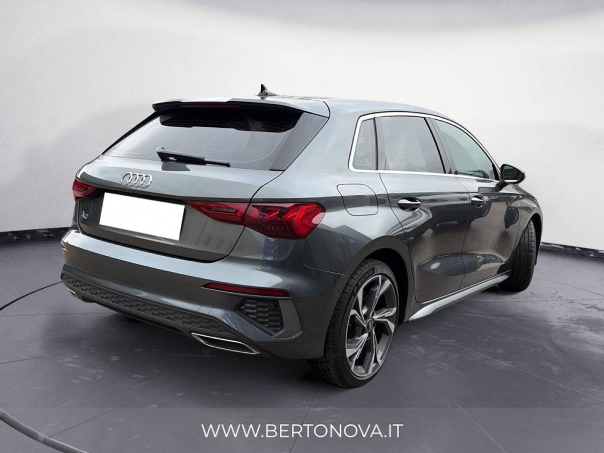 Audi A3 Sportback 30 TDI S tronic S line edition (4)