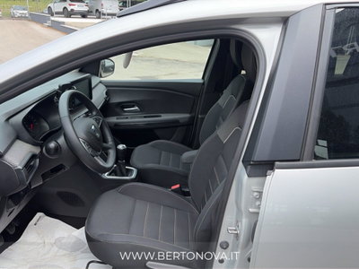 Dacia Jogger 1.0 tce Extreme UP Gpl 100cv (12)
