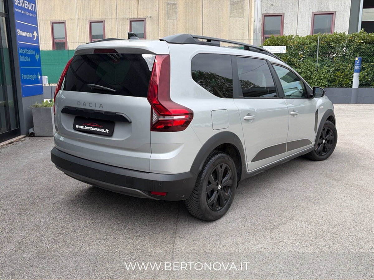 Dacia Jogger 1.0 tce Extreme UP Gpl 100cv (4)