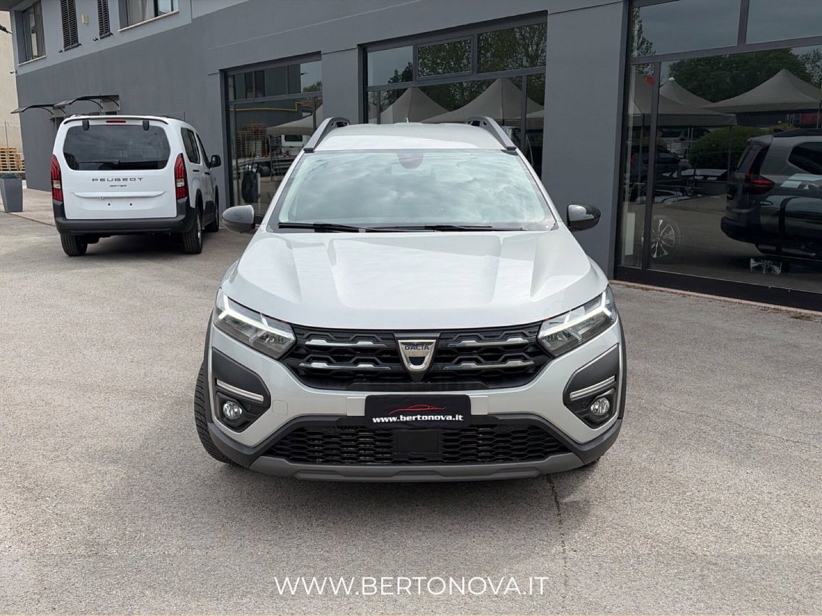 Dacia Jogger 1.0 tce Extreme UP Gpl 100cv (6)