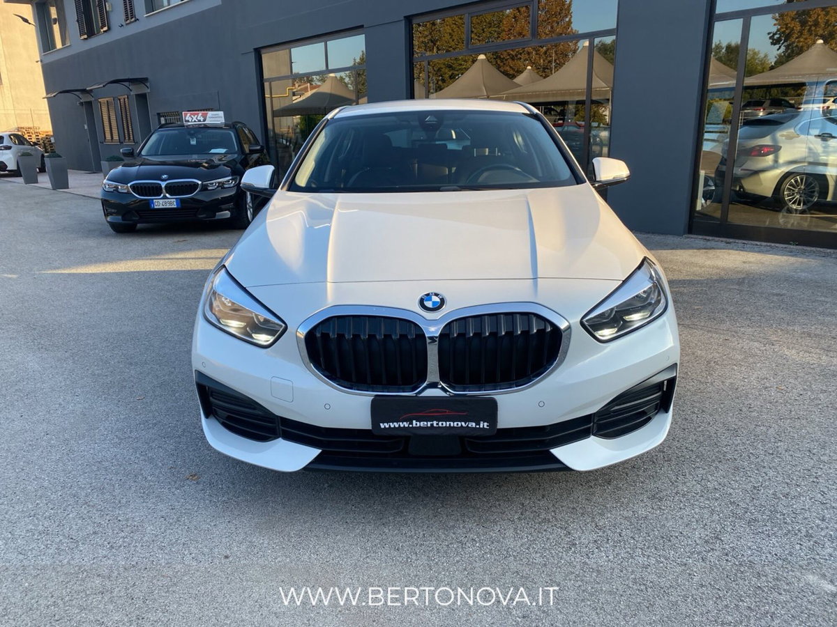 BMW Serie 1 5p. 120d xDrive 5p. Advantage (7)