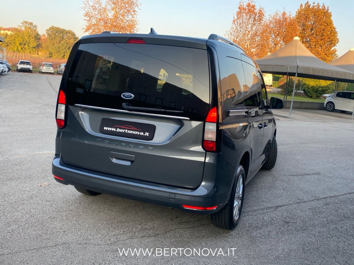 Ford Tourneo Connect 2.0 EcoBlue 102 CV Titanium (2)