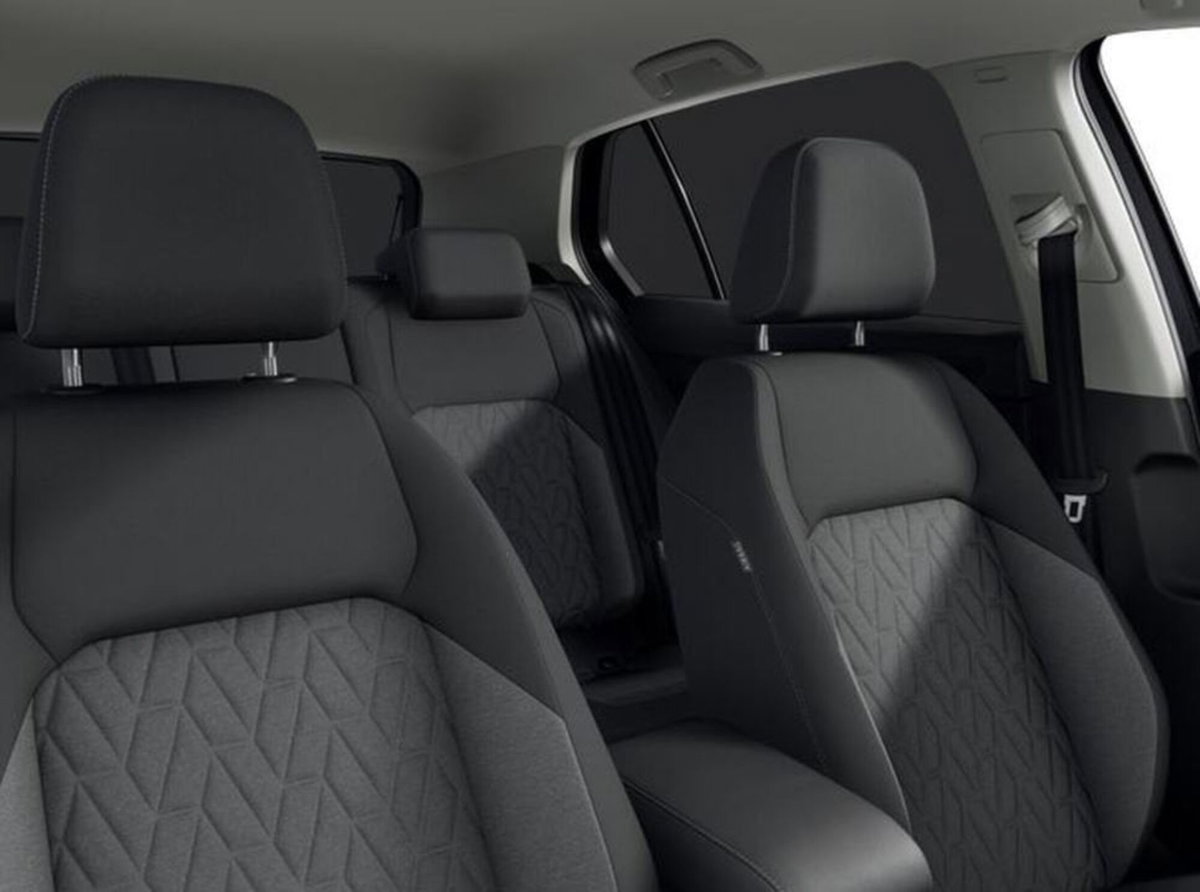 Volkswagen Golf 1.5 TSI EVO ACT 1st Edition Life (4)