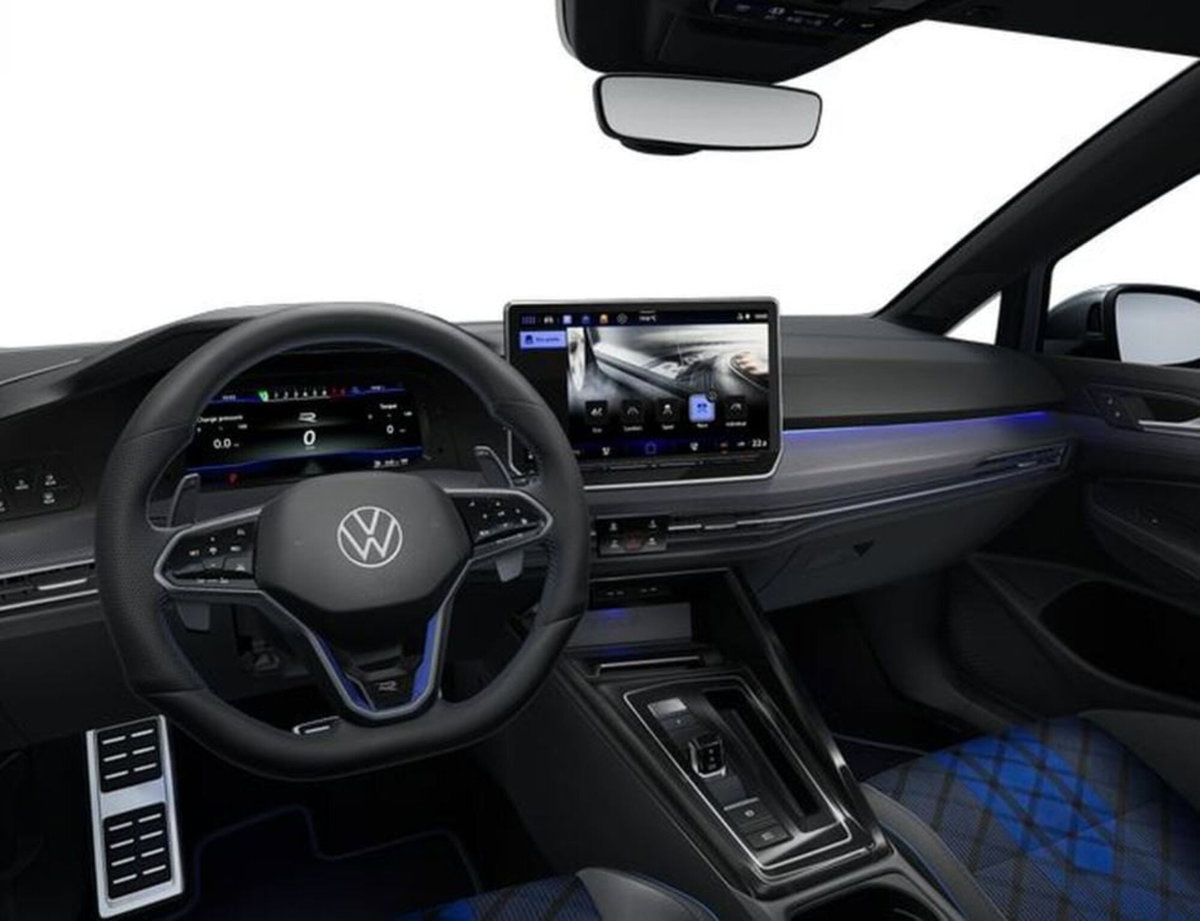 Volkswagen Golf 2.0 TSI R DSG 4Motion (3)