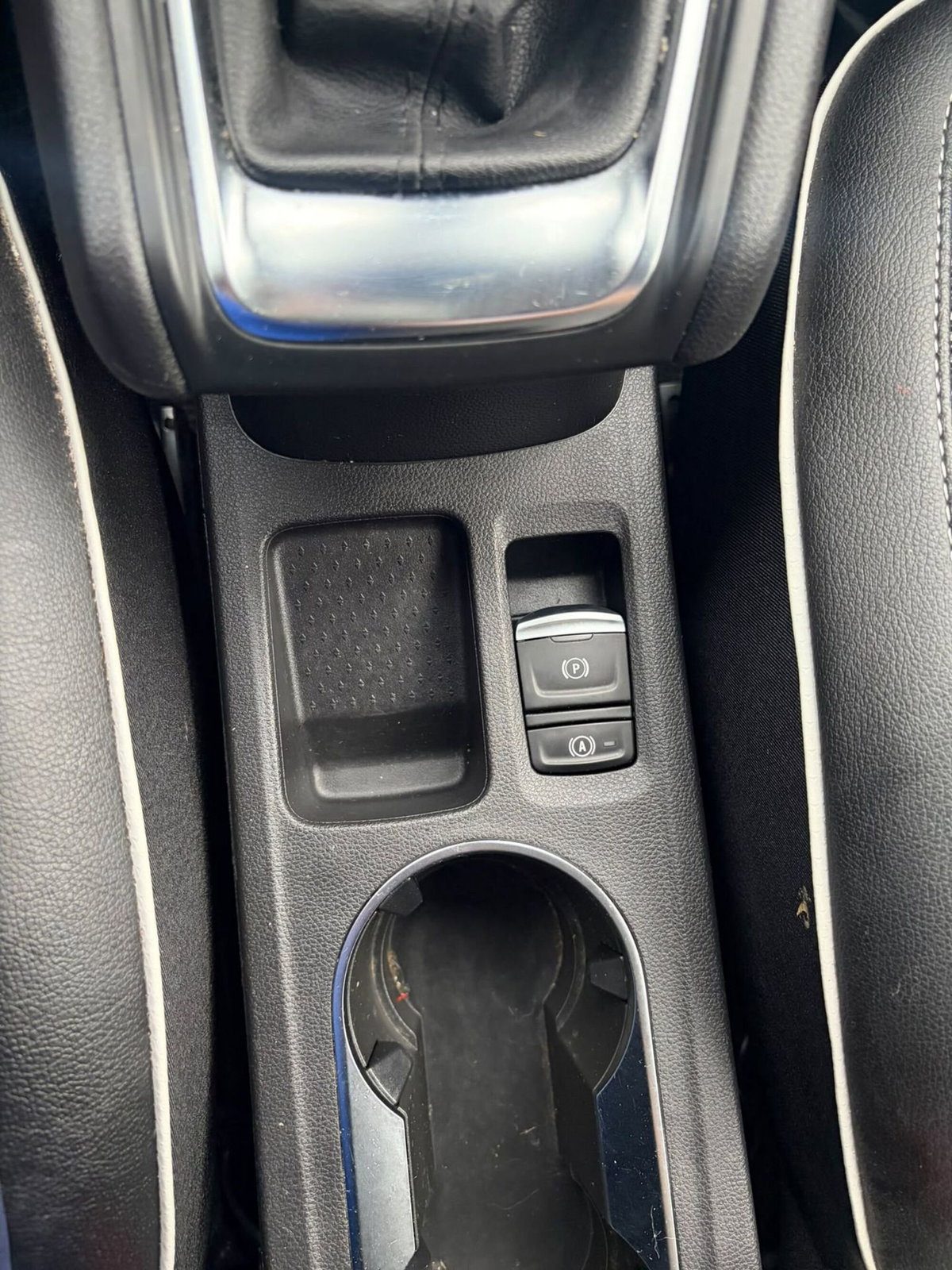 Renault Captur TCe 100 CV GPL Techno (11)