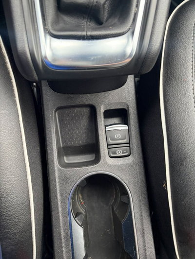Renault Captur TCe 100 CV GPL Techno (11)