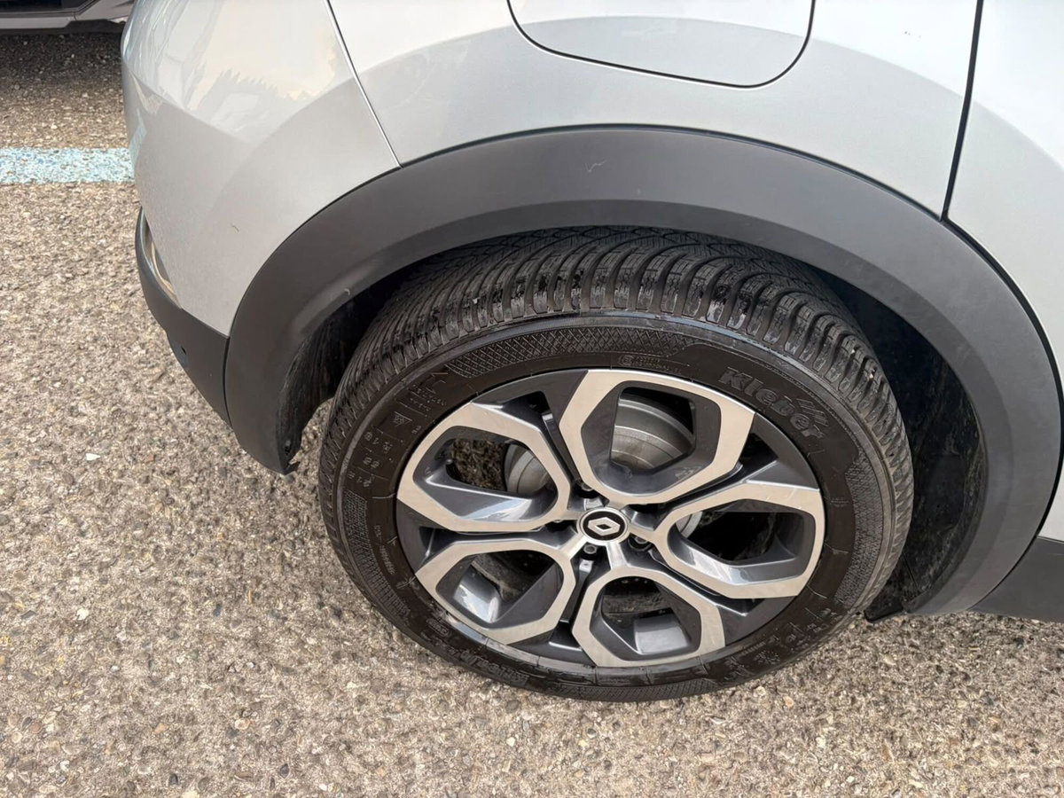 Renault Captur TCe 100 CV GPL Techno (12)