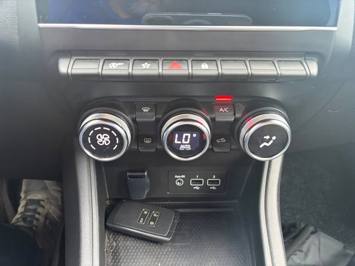 Renault Captur TCe 100 CV GPL Techno (6)