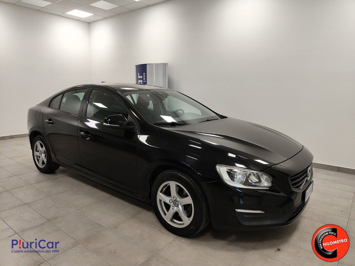 Volvo S60 D4 Kinetic (2)