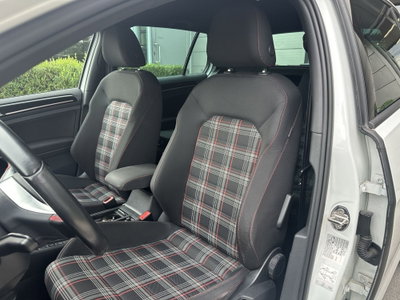 Volkswagen Golf GTI Performance 2.0 TSI 5p. BlueMotion Technology (8)