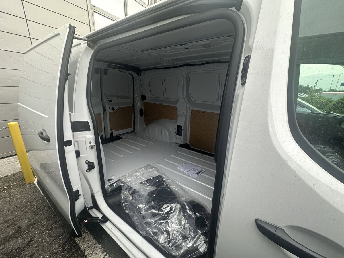 Fiat Scudo Furgone ce 1.5 bluehdi 120cv L2H1 (4)