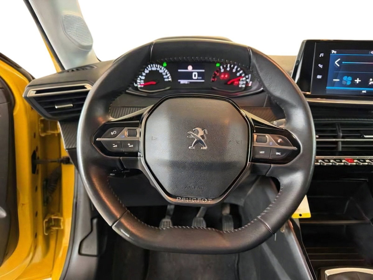 Peugeot 208 PureTech 75 Stop&Start 5 porte Active Pack (9)