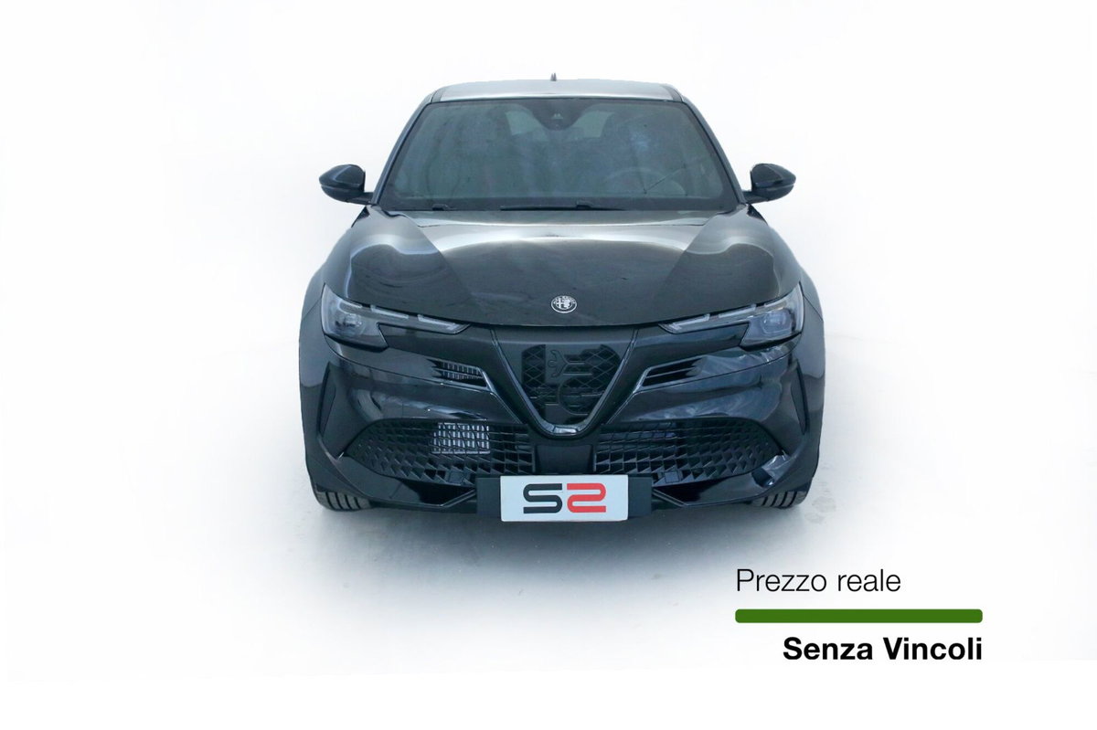 Alfa Romeo Junior 1.2 ibrida Speciale 145cv edct6 (2)