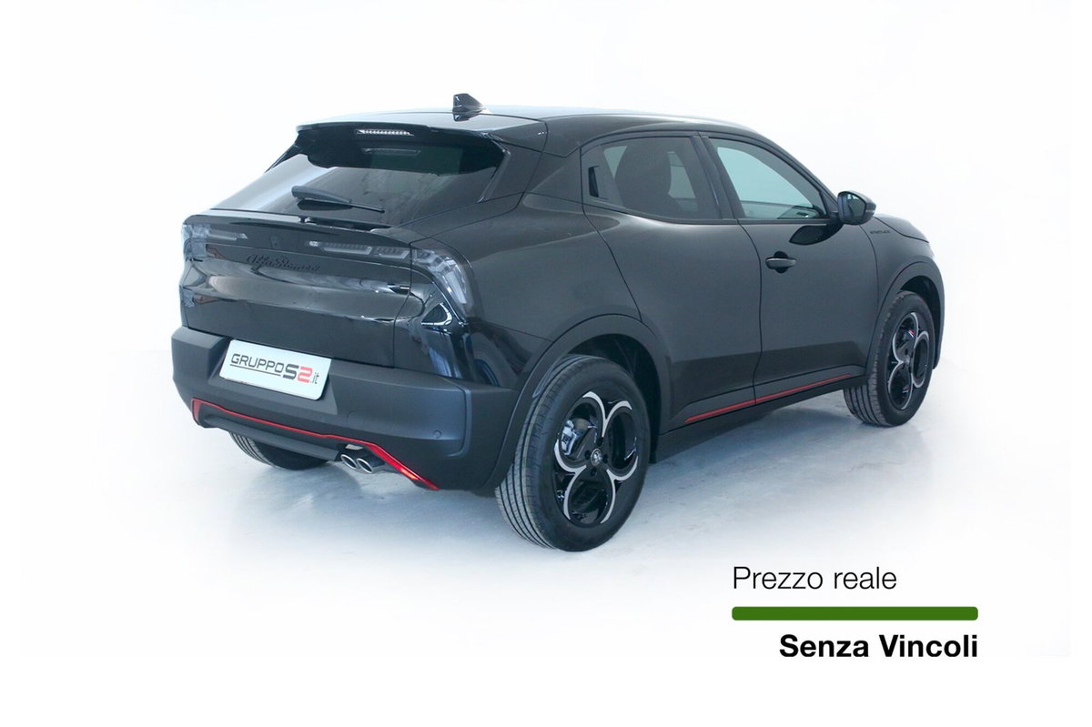 Alfa Romeo Junior 1.2 ibrida Speciale 145cv edct6 (4)