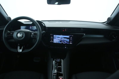 Alfa Romeo Junior 1.2 ibrida Speciale 145cv edct6 (9)
