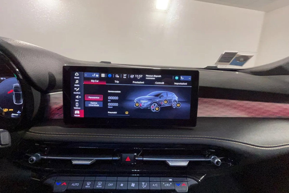 Alfa Romeo Tonale 1.5 hybrid Veloce 130cv tct7 (11)