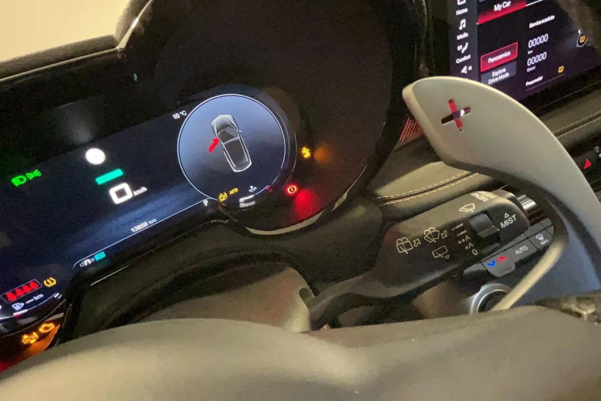 Alfa Romeo Tonale 1.5 hybrid Veloce 130cv tct7 (14)