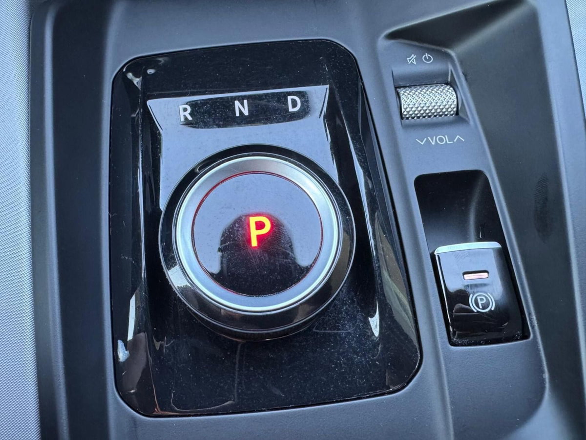 Alfa Romeo Tonale 1.5 hybrid Veloce 130cv tct7 (15)