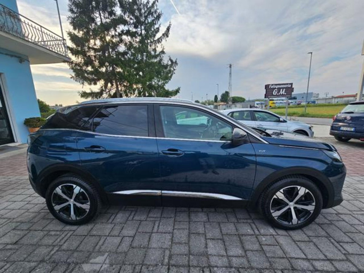 Peugeot 3008 BlueHDi 130 S&S EAT8 GT Pack (6)