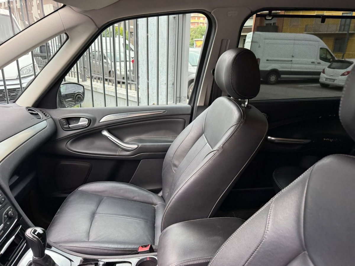 Ford Galaxy 2.0 TDCi 163 CV Powershift DPF Titanium (10)