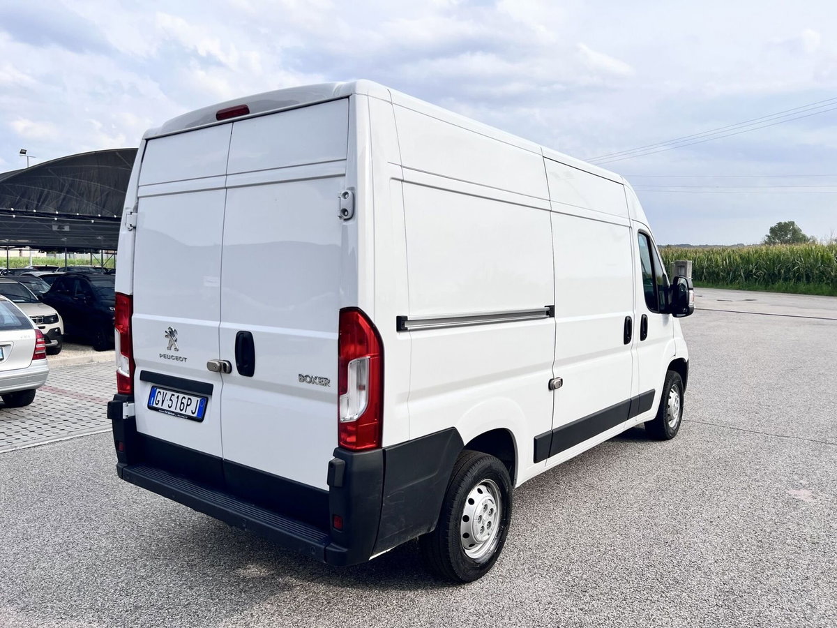 Peugeot Boxer Furgone 333 2.2 BlueHDi 140 S&S PLM-TM Furgone (3)