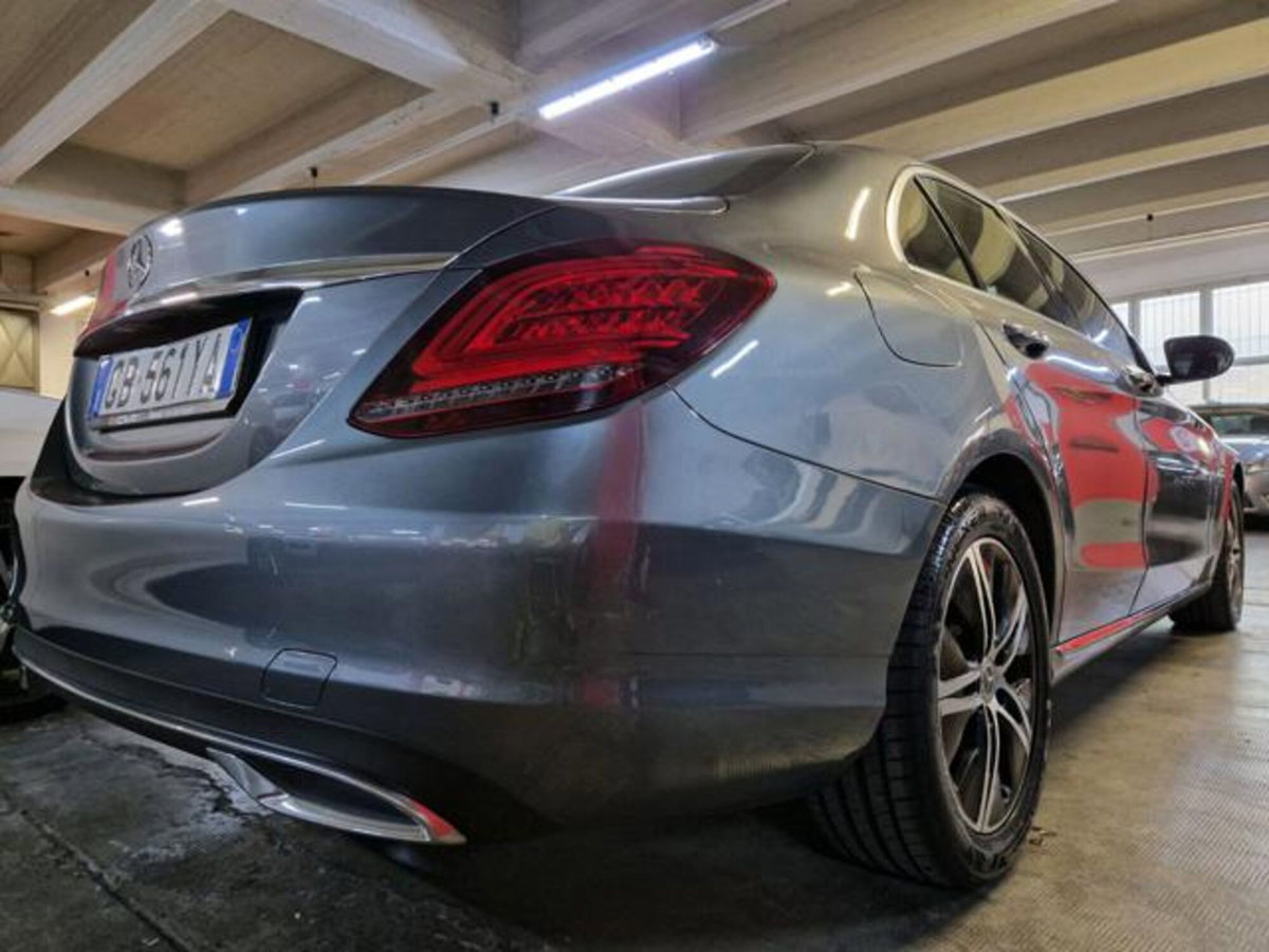 Mercedes-Benz Classe C 180 d Auto Sport (3)