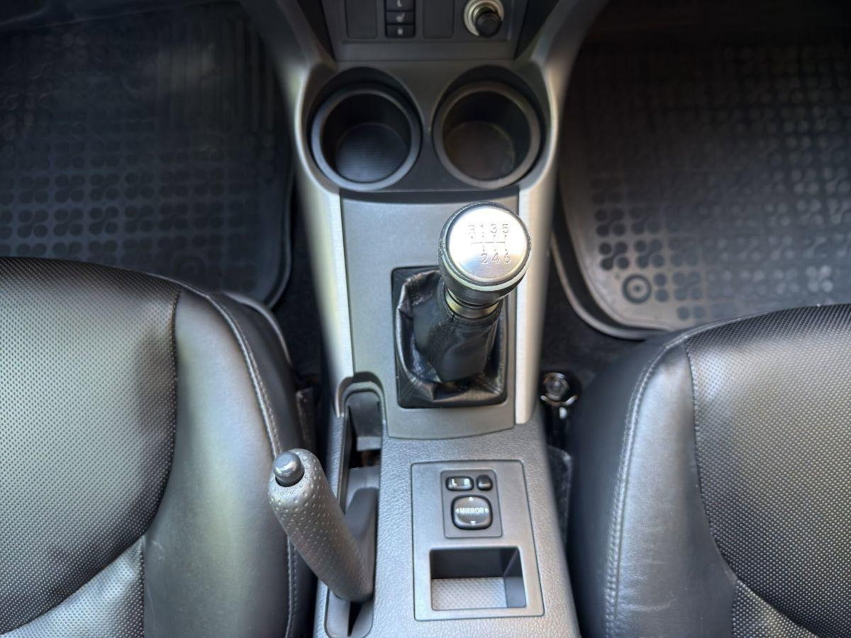 Toyota Rav4 2.2 D-Cat 177 CV Luxury (17)