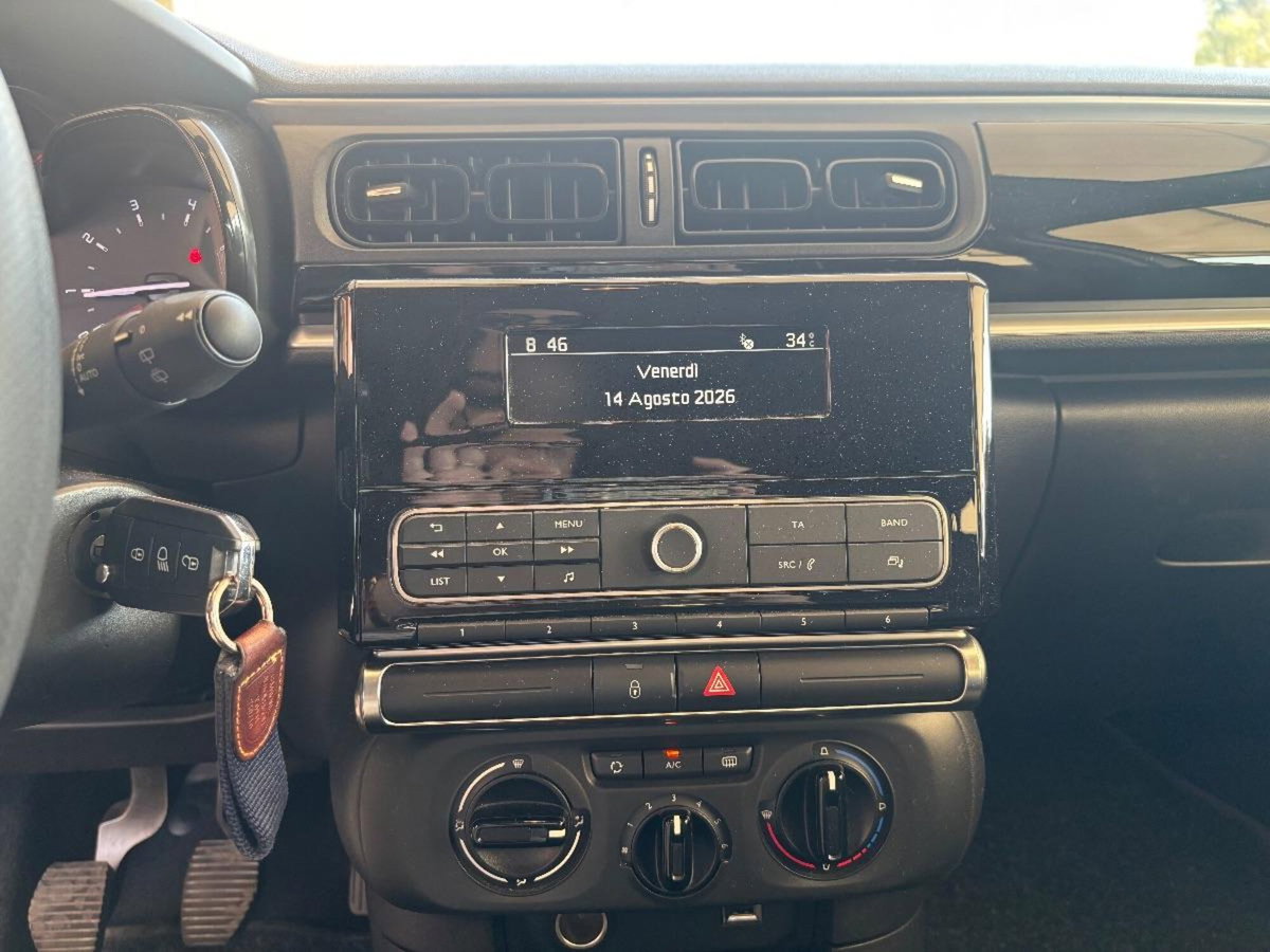 Citroen C3 BlueHDi 100 S&S Shine (15)