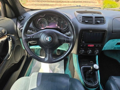 Alfa Romeo 147 1.9 JTD (120) 5 porte Moving (12)