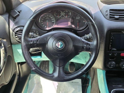 Alfa Romeo 147 1.9 JTD (120) 5 porte Moving (13)