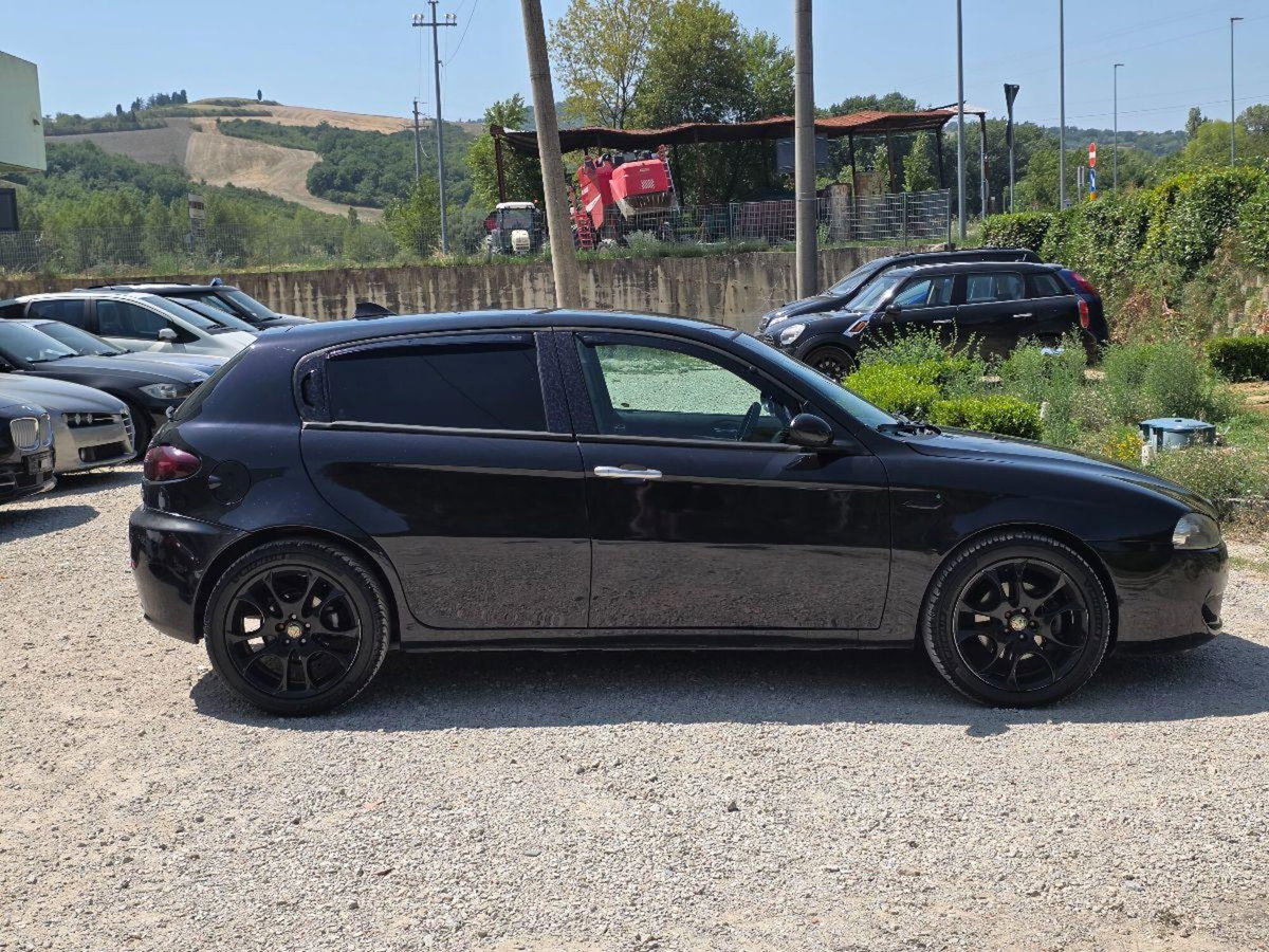 Alfa Romeo 147 1.9 JTD (120) 5 porte Moving (7)