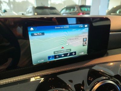 Mercedes-Benz Classe A 180 d Automatic Premium (14)