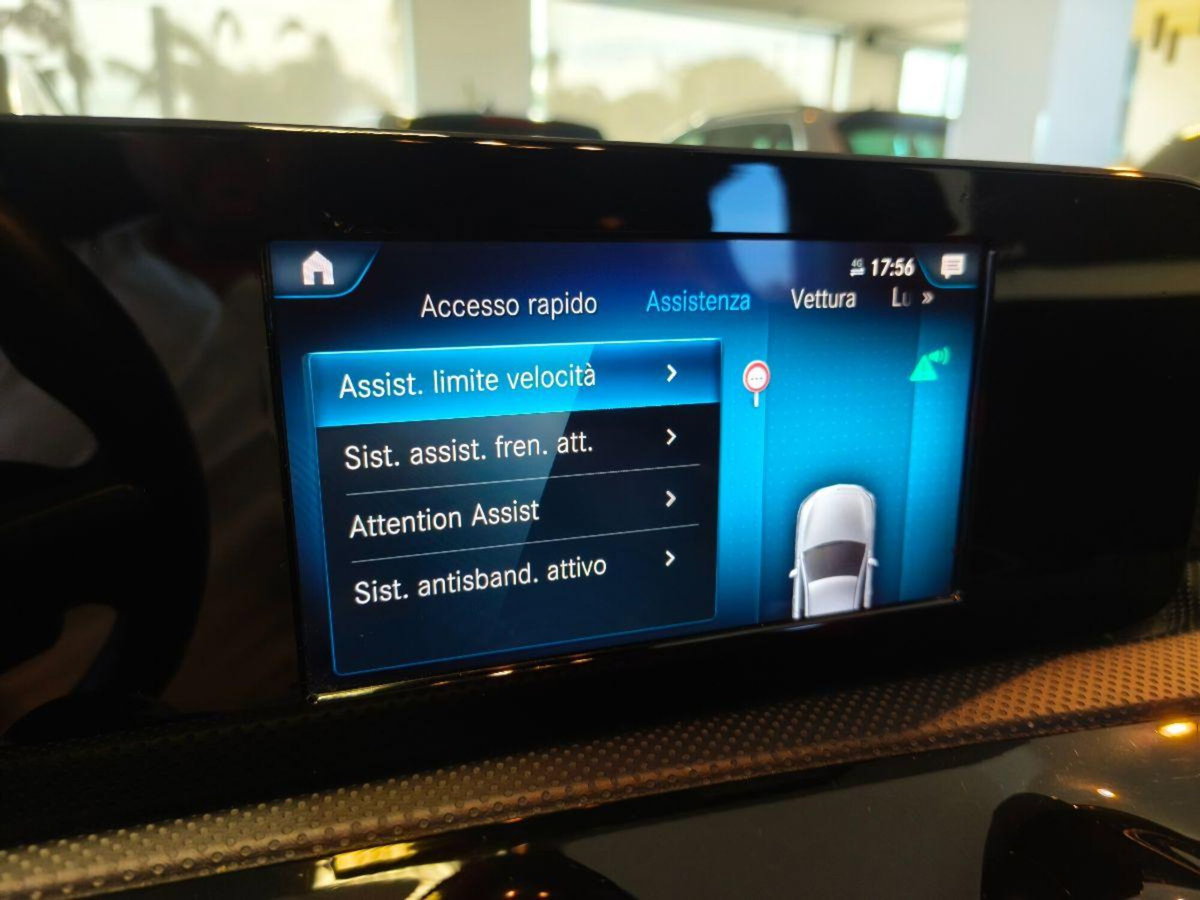 Mercedes-Benz Classe A 180 d Automatic Premium (16)