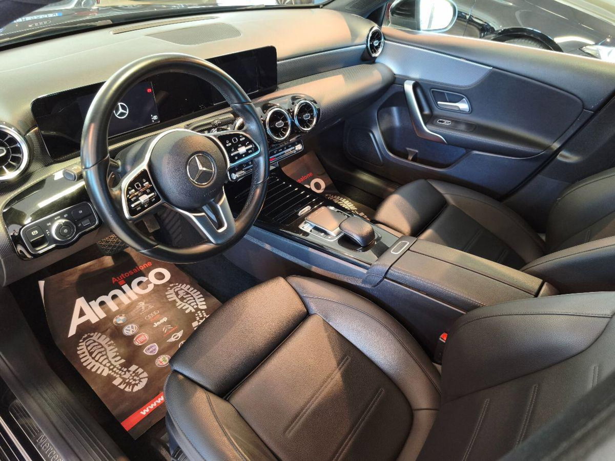 Mercedes-Benz Classe A 180 d Automatic Premium (7)
