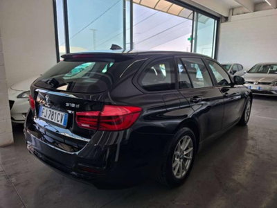 BMW Serie 3 Touring 318d  Business Advantage (4)