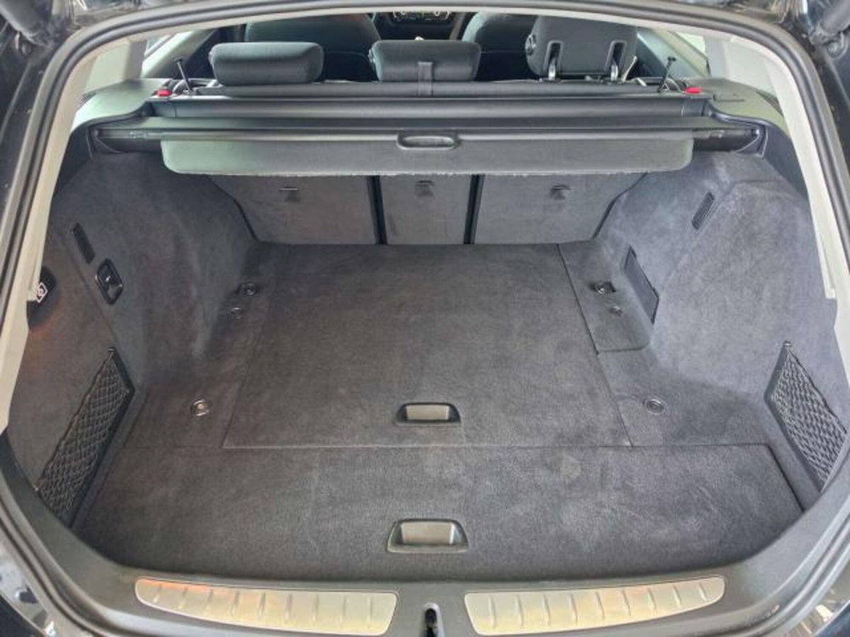 BMW Serie 3 Touring 318d  Business Advantage (9)