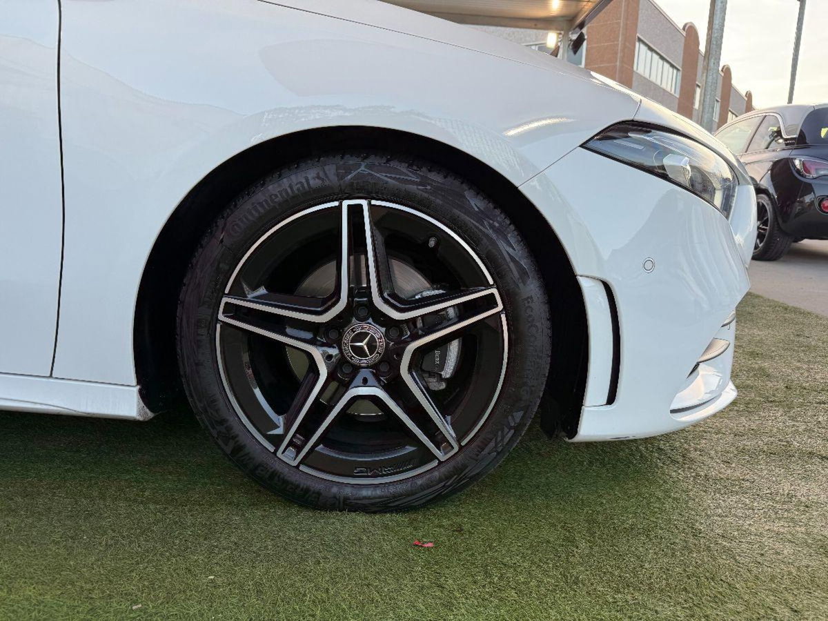 Mercedes-Benz Classe A 200 d Premium (7)