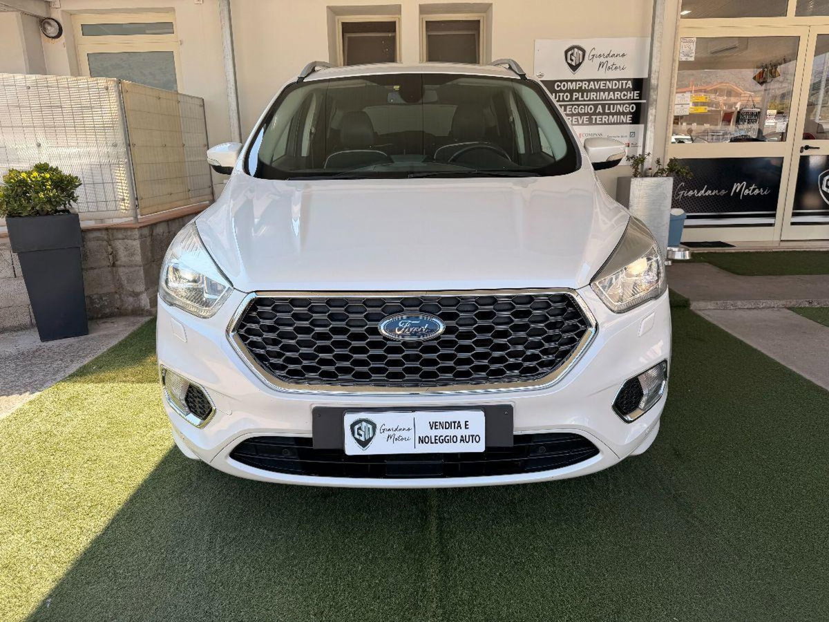 Ford Kuga 2.0 TDCI 150 CV S&S 4WD Powershift Vignale (2)