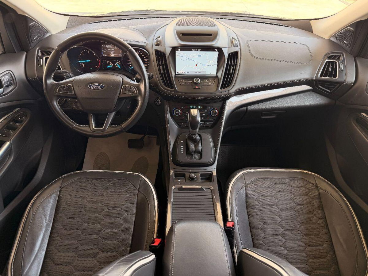 Ford Kuga 2.0 TDCI 150 CV S&S 4WD Powershift Vignale (8)