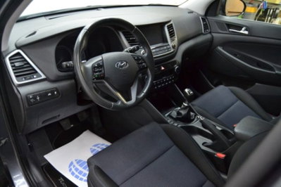 Hyundai Tucson 1.7 CRDi XPossible (11)