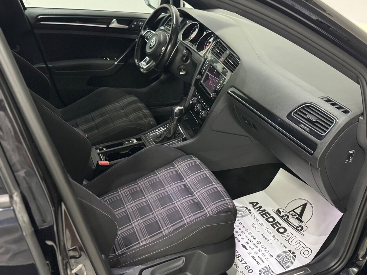 Volkswagen Golf GTD 2.0 TDI DSG 5p. BlueMotion Technology (14)