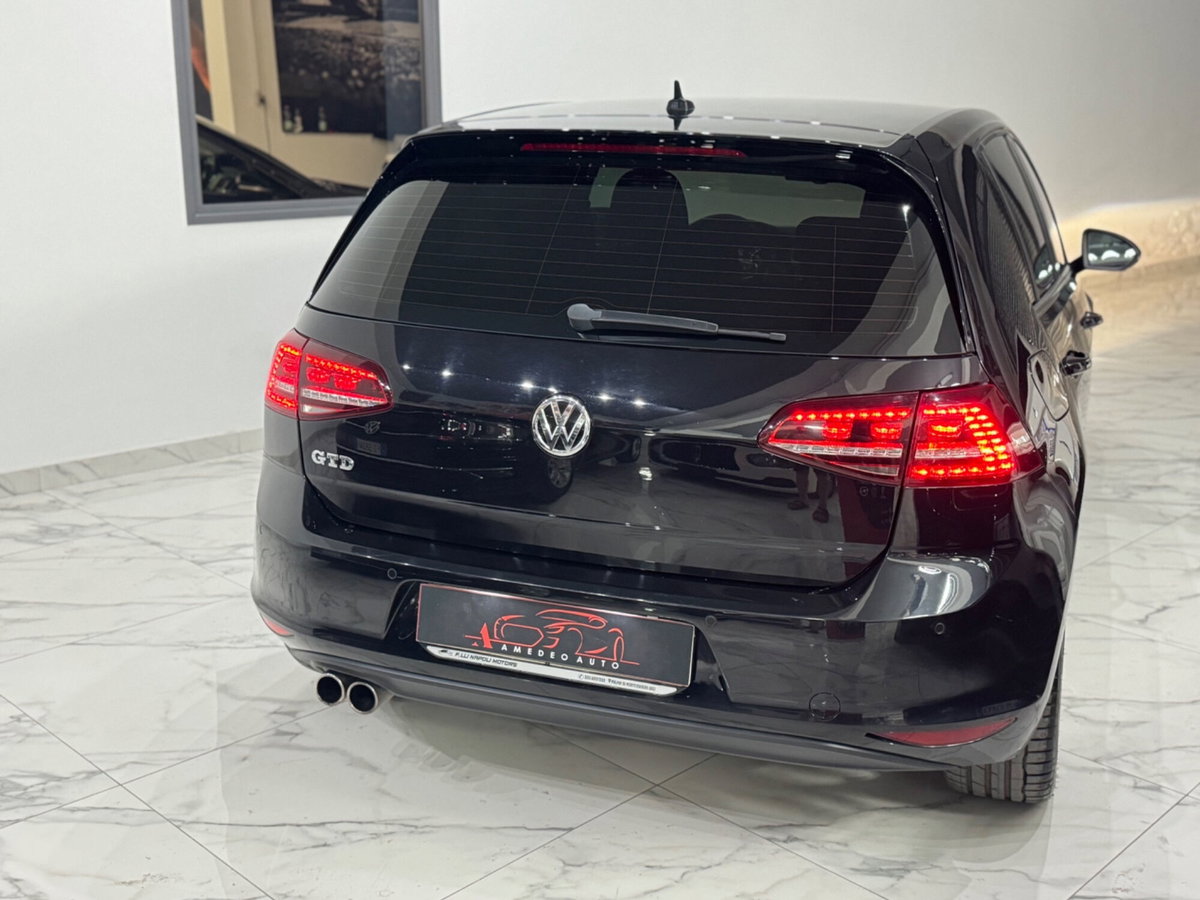 Volkswagen Golf GTD 2.0 TDI DSG 5p. BlueMotion Technology (2)