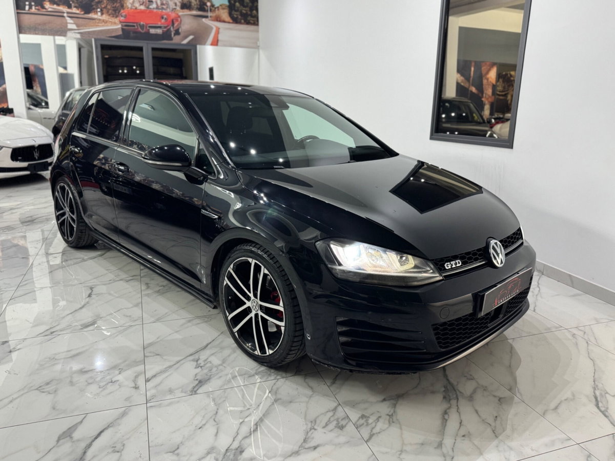 Volkswagen Golf GTD 2.0 TDI DSG 5p. BlueMotion Technology (3)