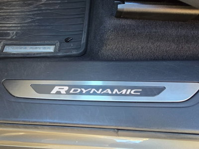 Land Rover Range Rover Velar 3.0 V6 SD6 300 CV R-Dynamic SE (9)