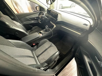 Peugeot 5008 1.5 bluehdi Allure Pack s&s 130cv eat8 (8)